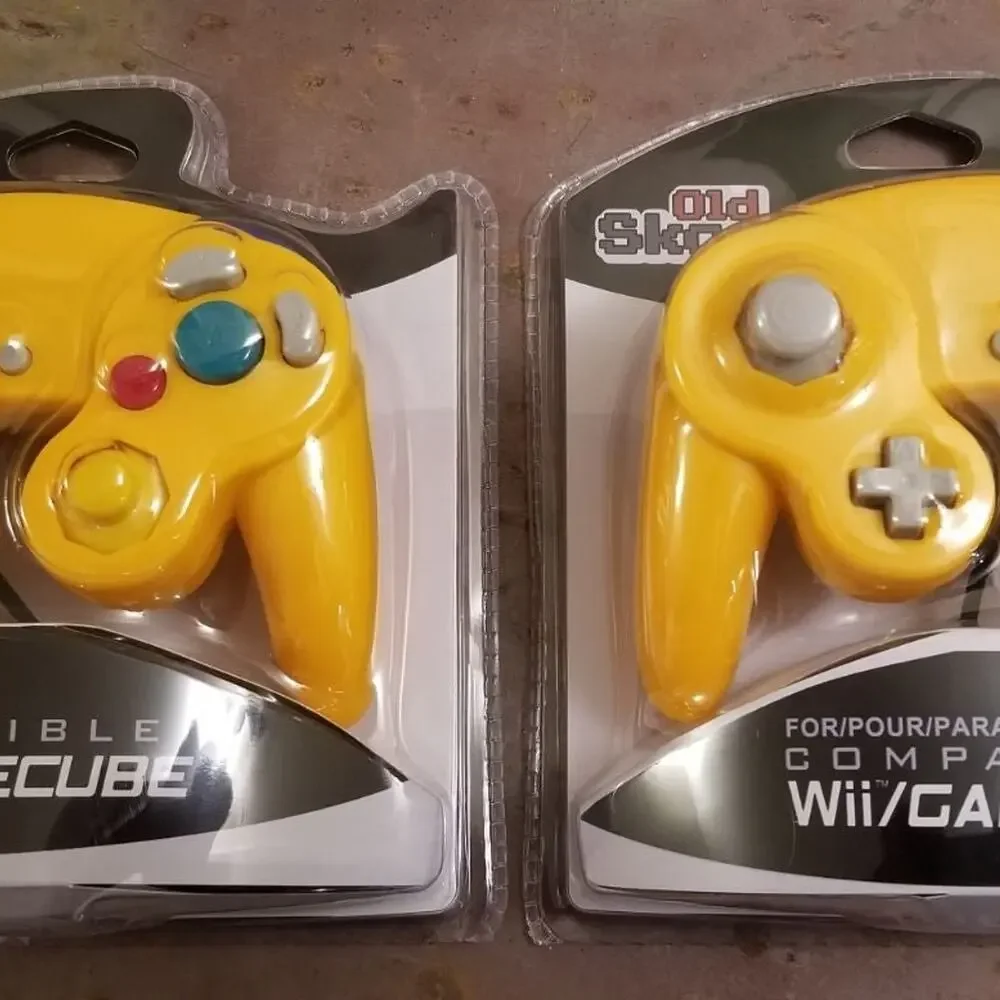 2 Gamecube Controllers - Orange / Spice (NEW) - Nintendo - Old Skool
